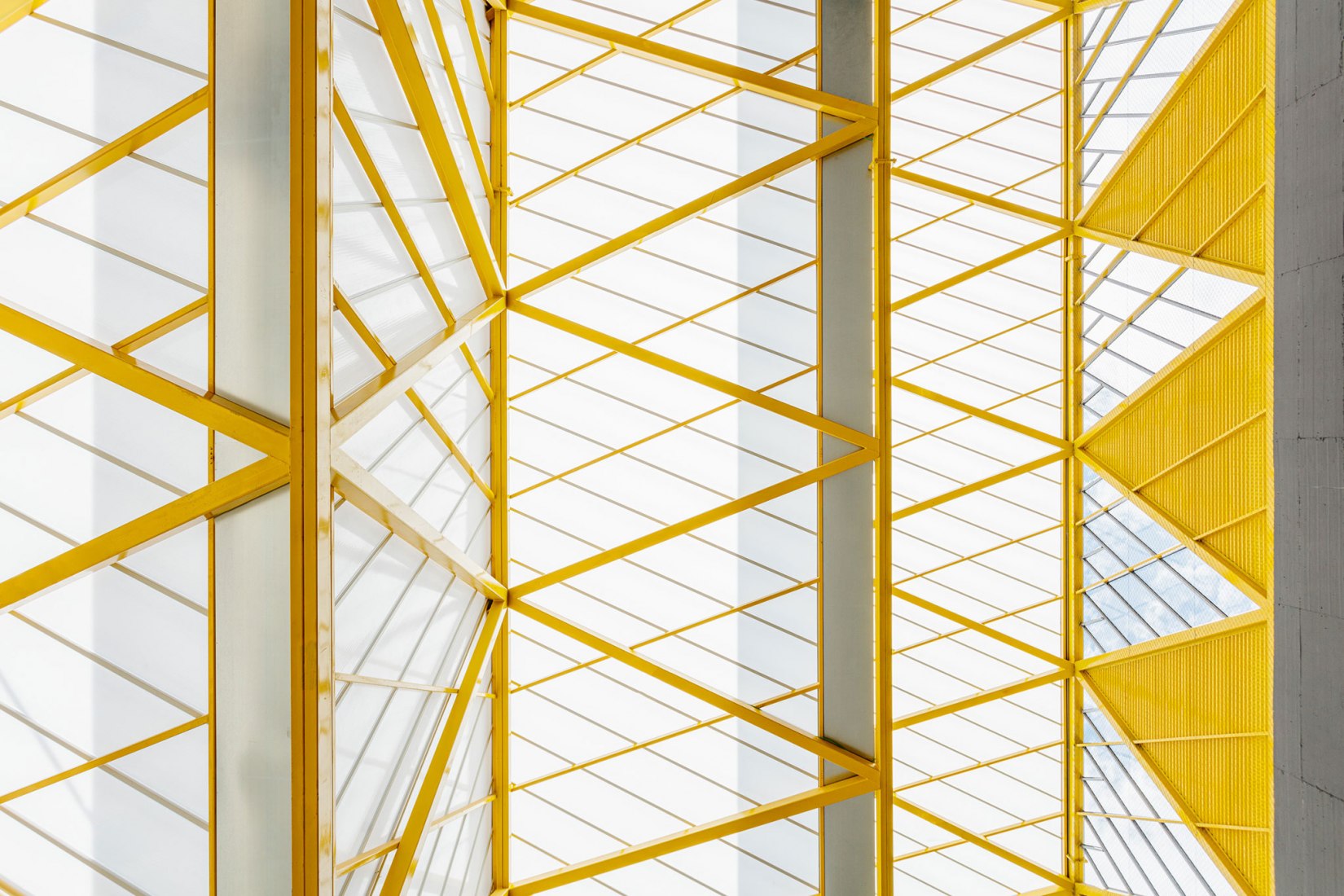 Plaza El Sol por ELE arkitektura + TARTE. Fotografía por Aitor Estevez.