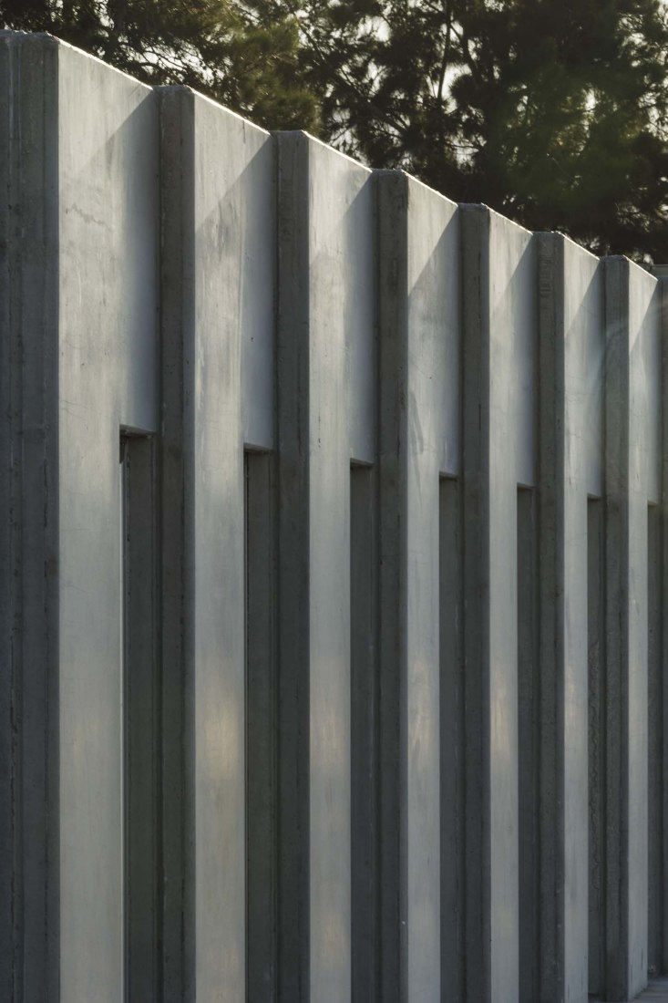Port pavilion in Motril by Elisa Valero and DJarquitectura. Photograph by Fernando Alda
