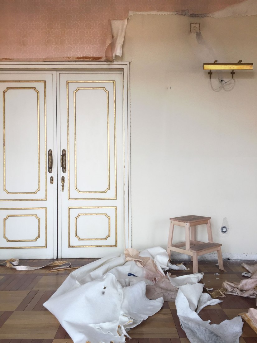 Interior view. REAL STATE, Expanding Cano Lasso. Photograph by Elvira Solana