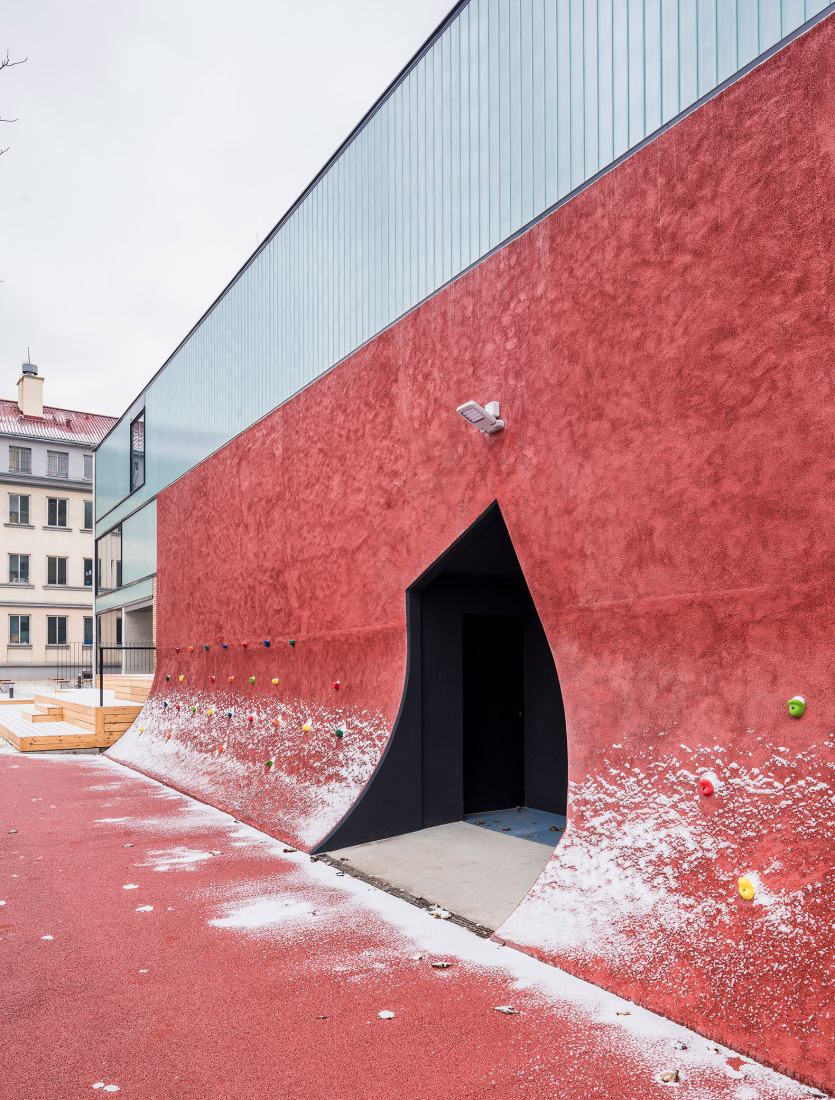 ZSOMS sport hall Cracow by eM4.Pracownia Architektury.Brataniec. Photograph by Juliusz Sokołowski.