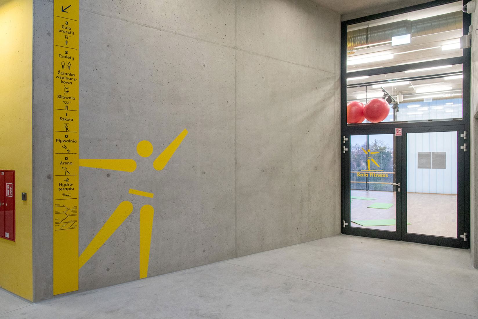 ZSOMS sport hall Cracow by eM4.Pracownia Architektury.Brataniec. Photograph by Juliusz Sokołowski.
