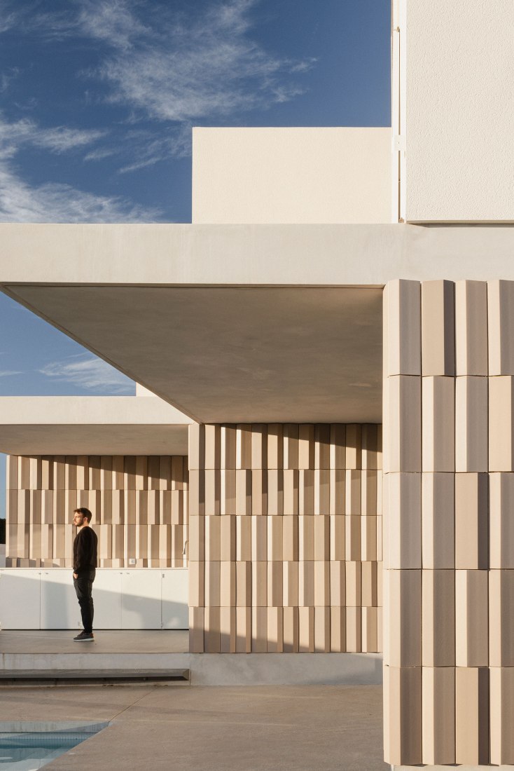 Casa de les Porxades by ENDALT Arquitectes. Photography by David Zarzoso.