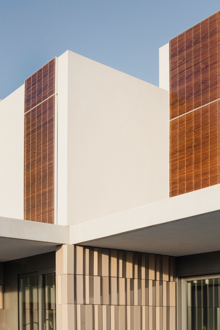Casa de les Porxades by ENDALT Arquitectes. Photography by David Zarzoso.
