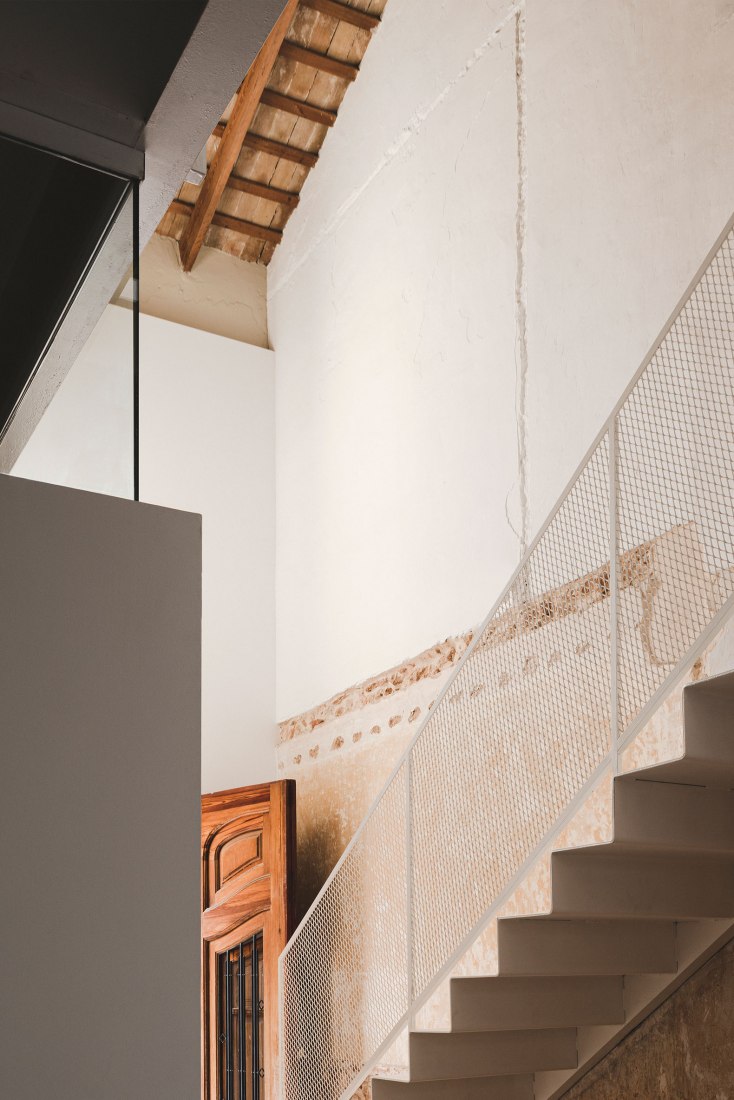 Calvari House by ENDALT Arquitectes. Photography by David Zarzoso.