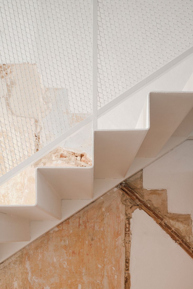 Calvari House by ENDALT Arquitectes. Photography by David Zarzoso.