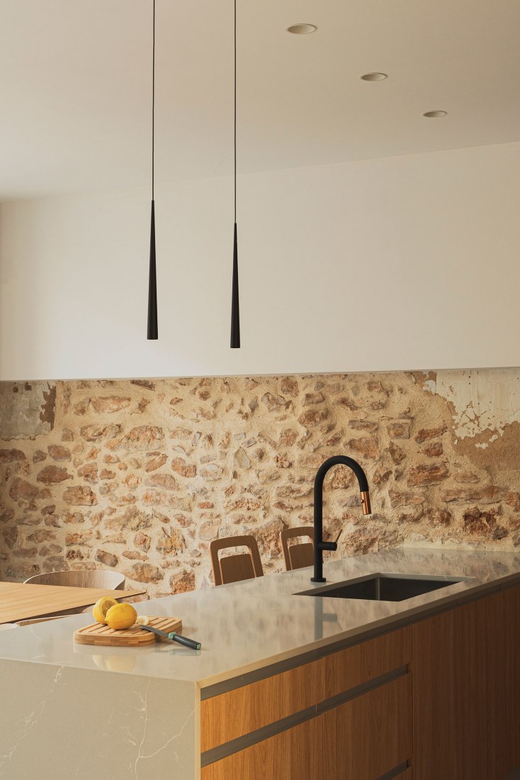 Calvari House by ENDALT Arquitectes. Photography by David Zarzoso.