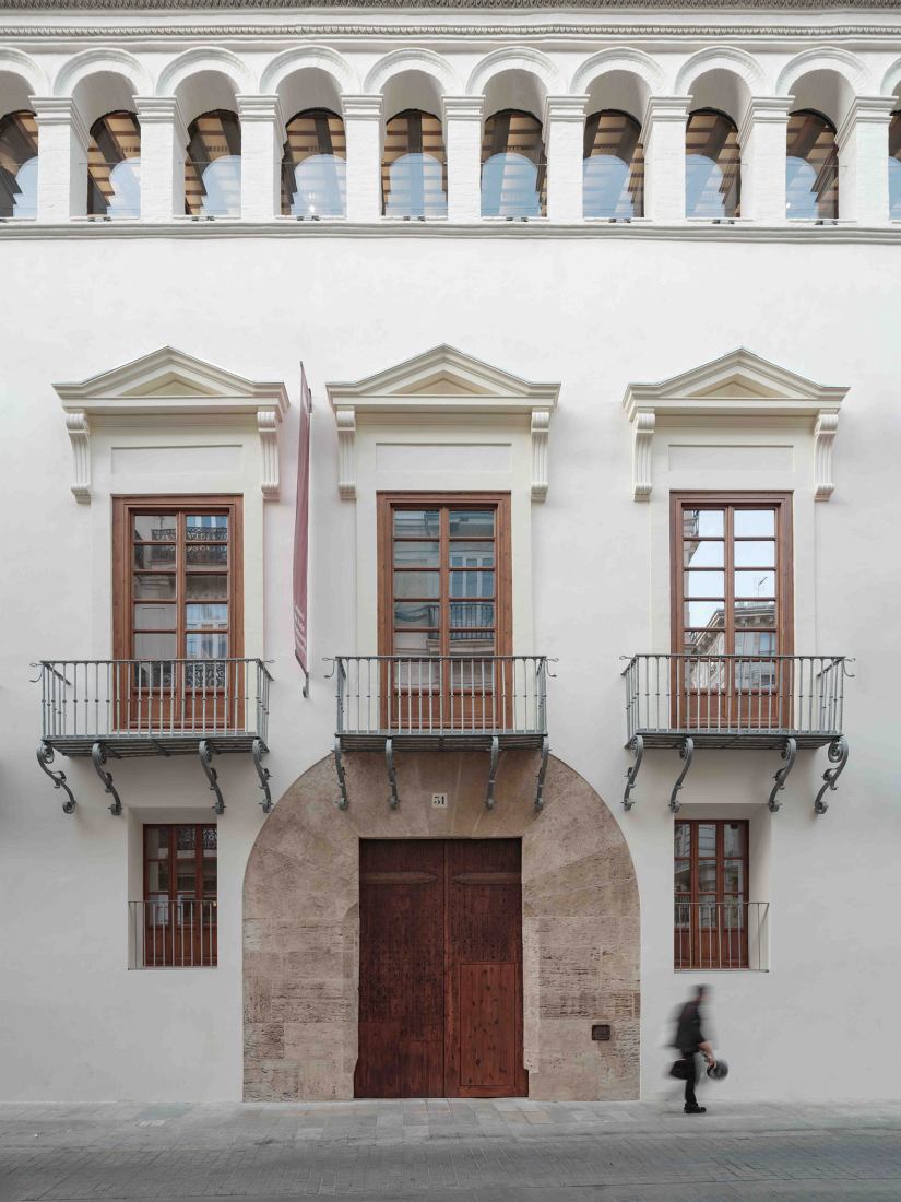 Art Center Hortensia Herrero by ERRE Arquitectura. Photograph by Pedro Pegenaute.