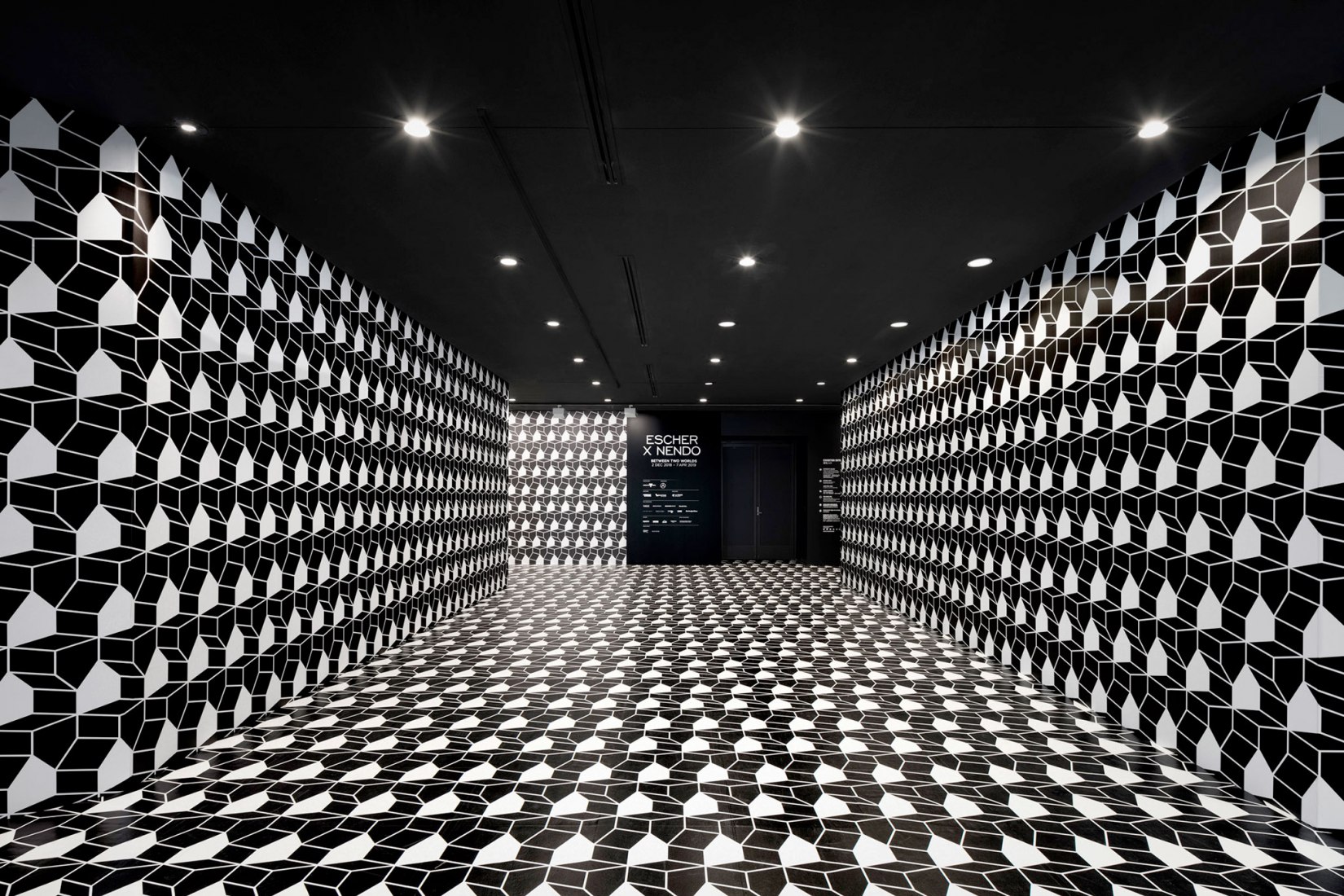 Escher x nendo | Between Two Worlds. Fotografía por Takumi Ota