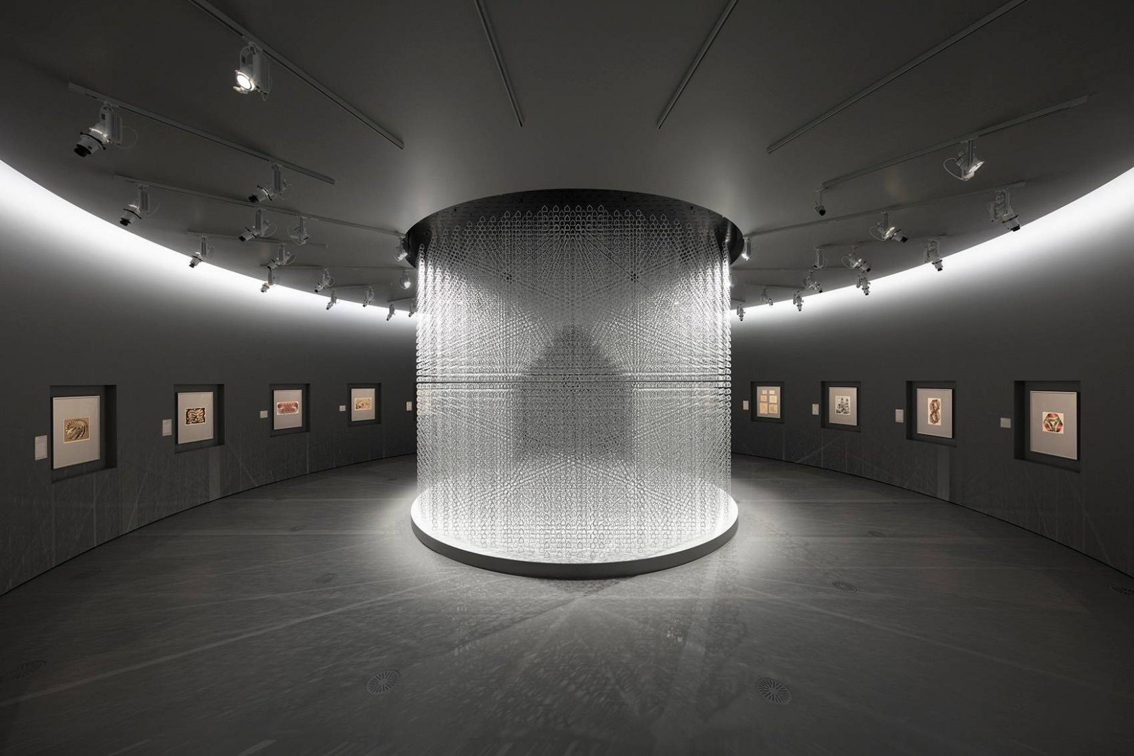 Escher x nendo | Between Two Worlds. Fotografía por Takumi Ota