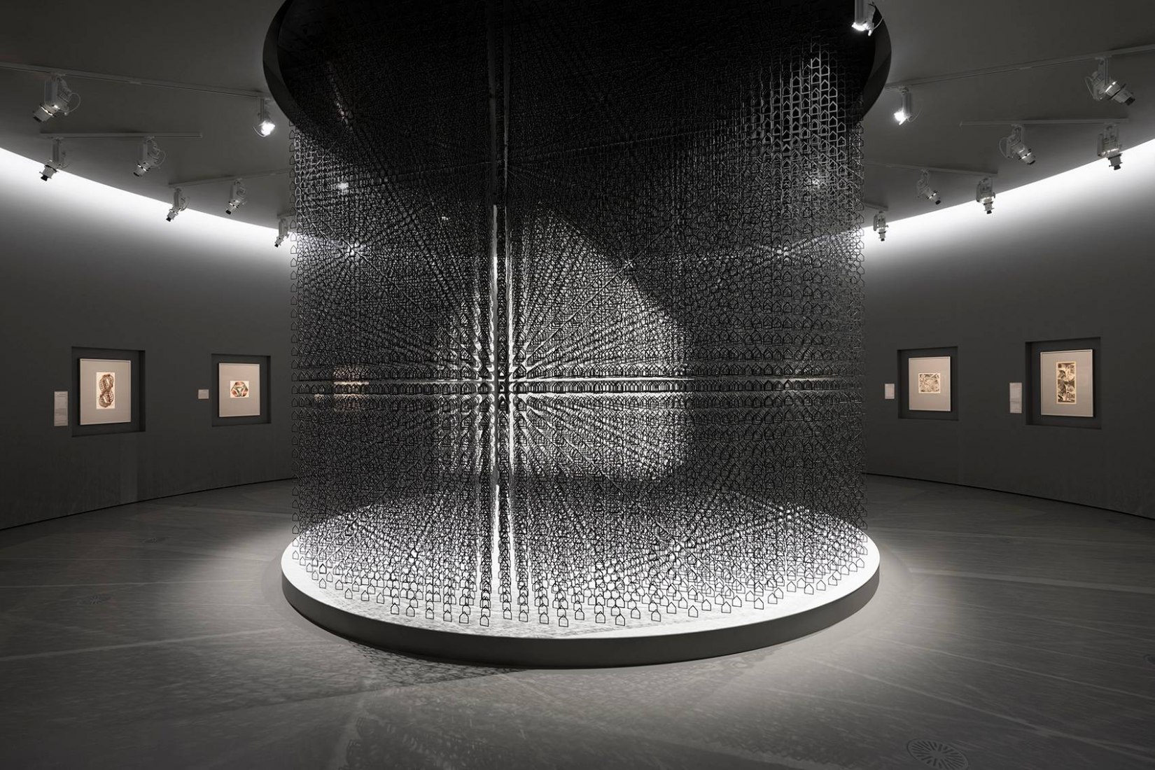 Escher x nendo | Between Two Worlds. Fotografía por Takumi Ota