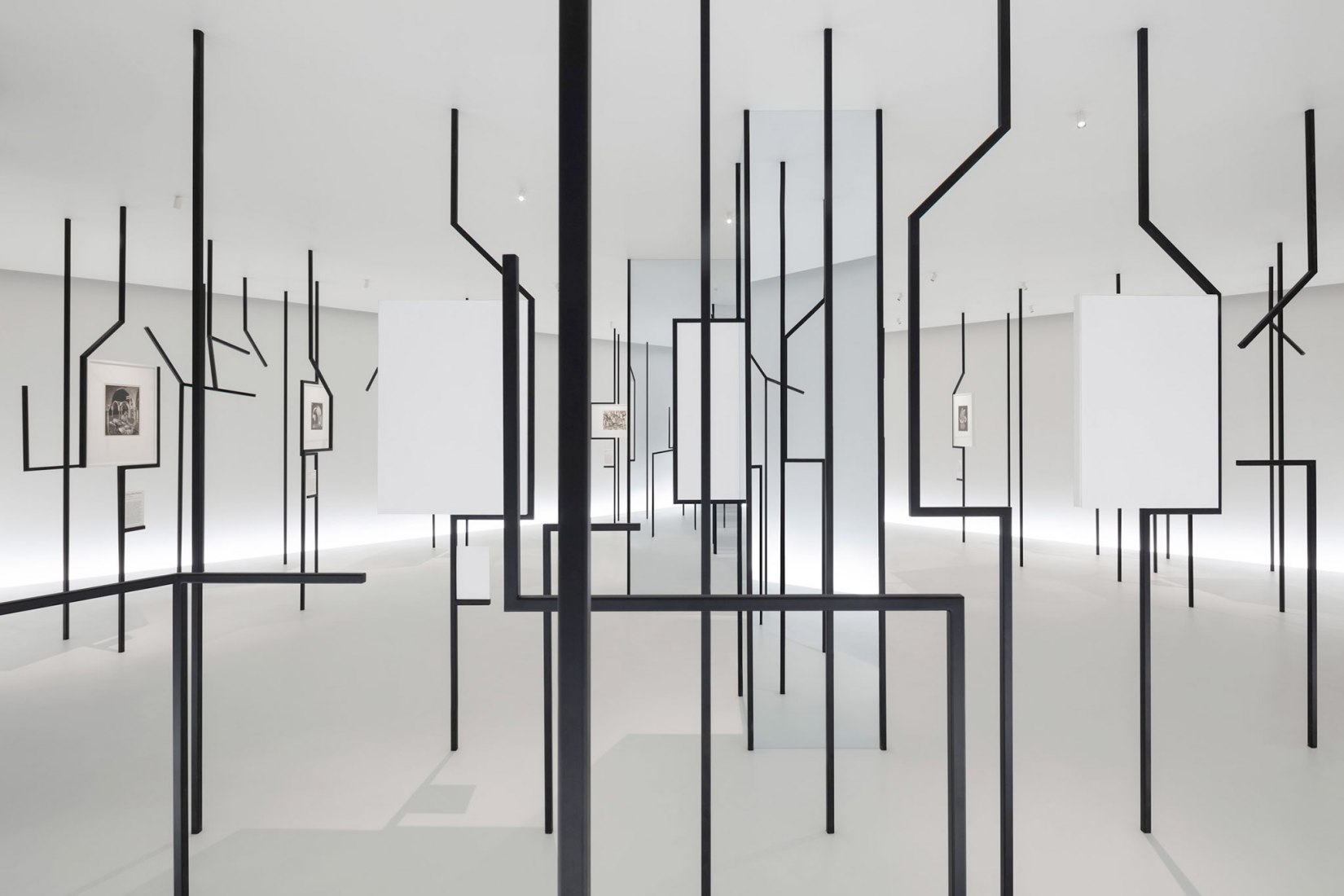 Escher x nendo | Between Two Worlds. Fotografía por Takumi Ota