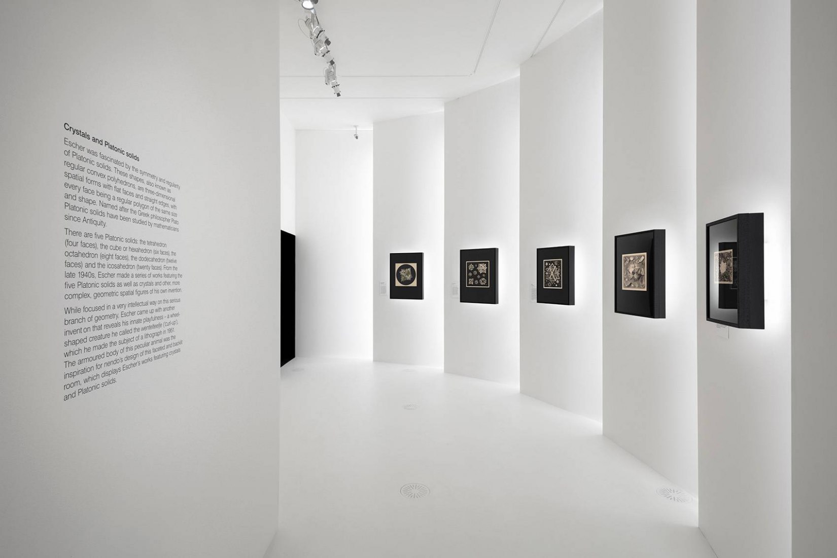 Escher x nendo | Between Two Worlds. Fotografía por Takumi Ota