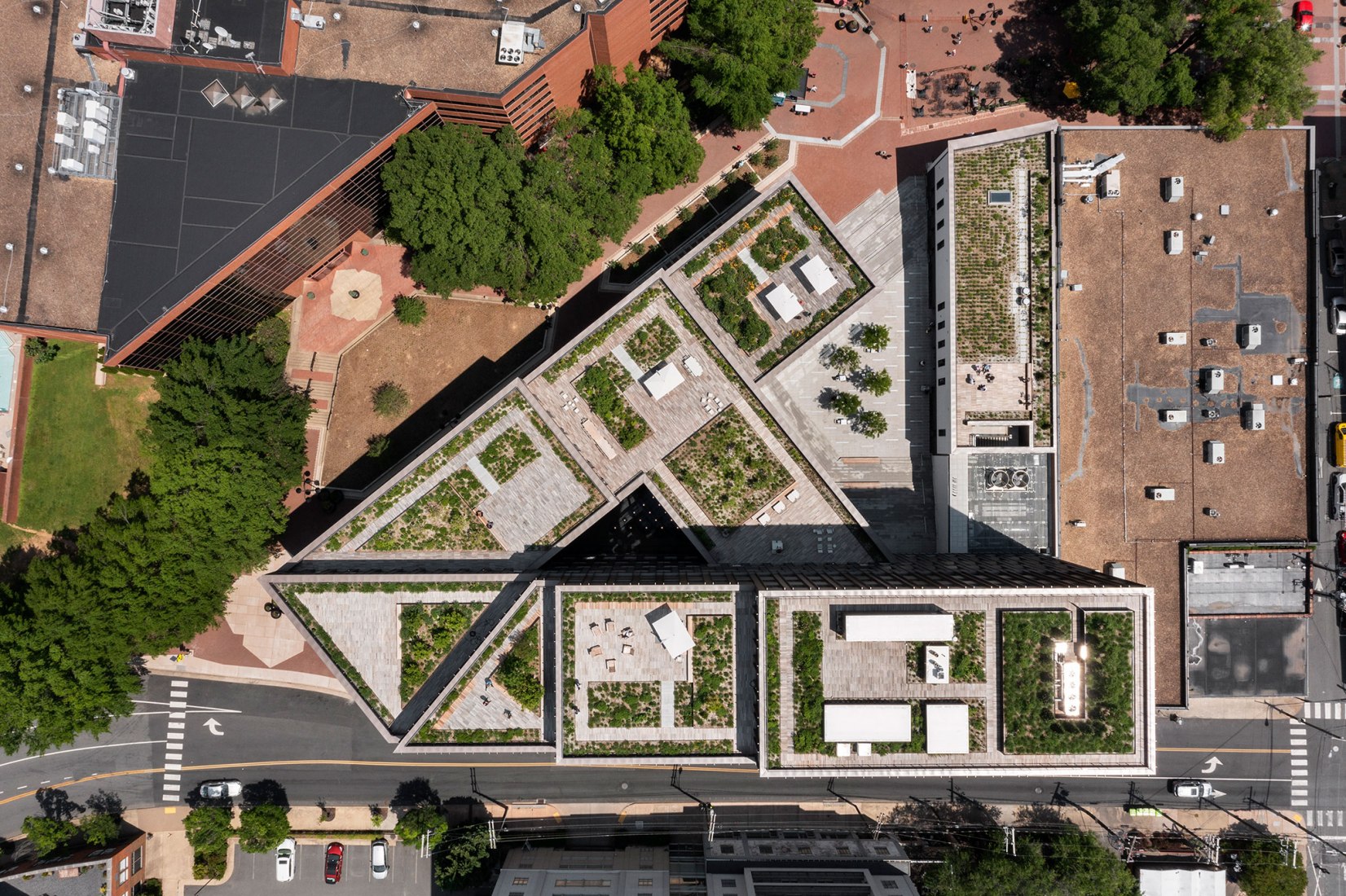 Center for Developing Entrepreneurs by EskewDumezRipple and WOLF ACKERMAN. Photograph by Alan Karchmer.
