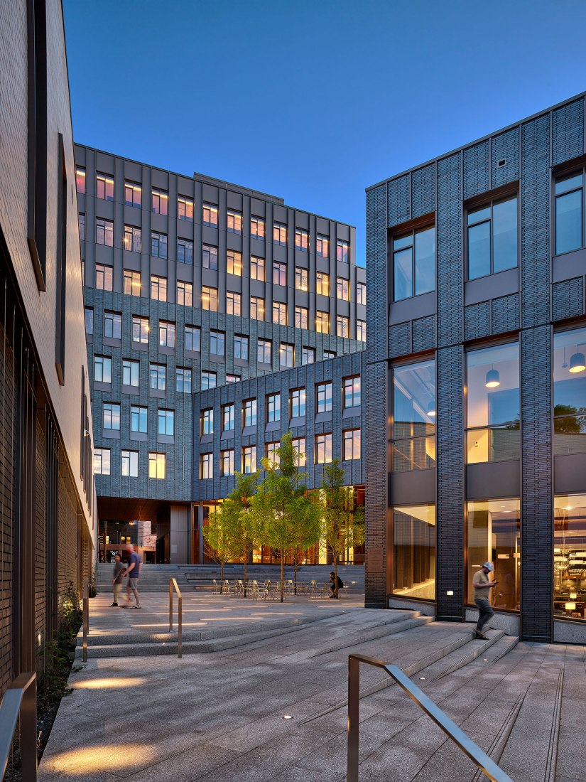Center for Developing Entrepreneurs by EskewDumezRipple and WOLF ACKERMAN. Photograph by Alan Karchmer.