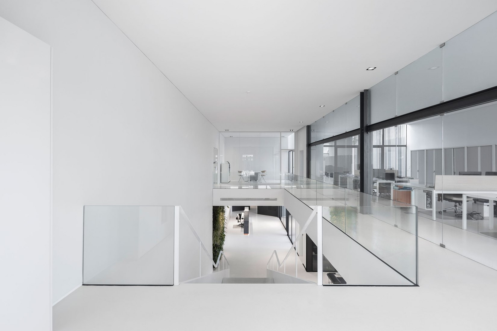 Requalification and expansion of the Ramalhos facilities by Espaço Objecto. Photograph by Ivo Tavares Studio.