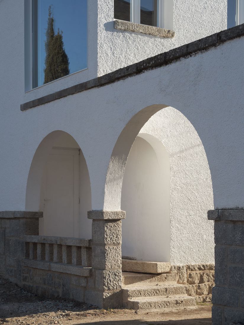 Biblioteca Los Molinos por estudio DIIR. Fotografía por Luis Díaz Díaz.