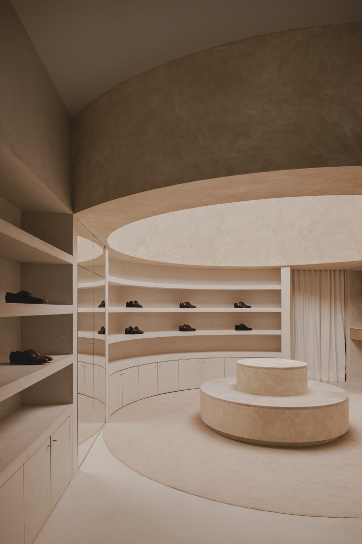 Diplomatic store by estudio DIIR. Photograph by David Zarzoso.