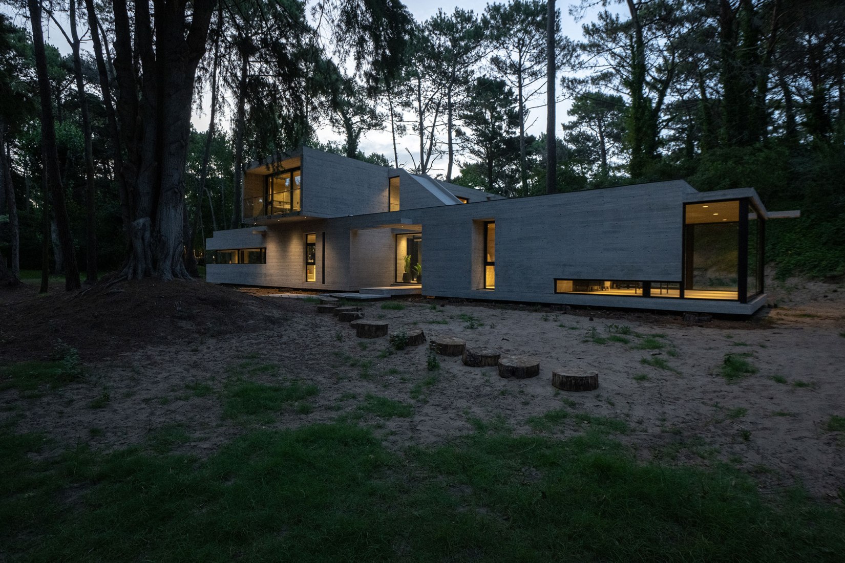 Casa Tucán por Estudio Galera Arquitectura. Fotografía por Diego Medina.