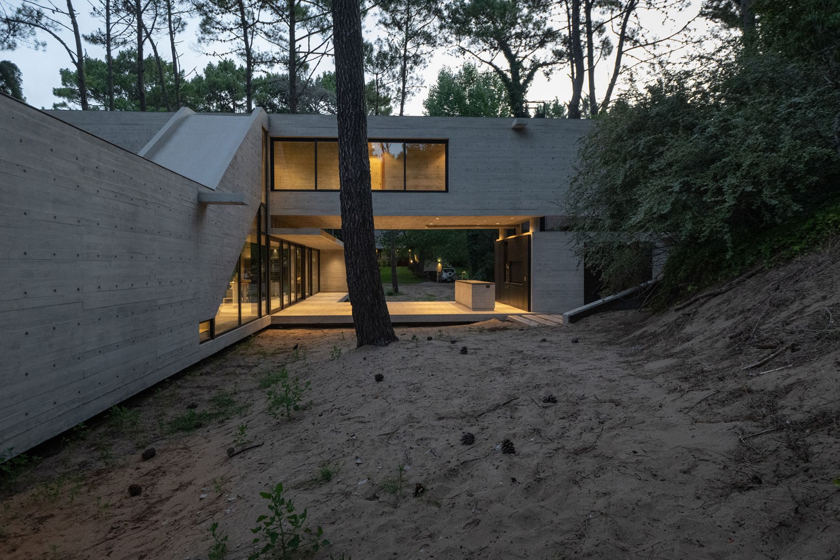 Casa Tucán por Estudio Galera Arquitectura. Fotografía por Diego Medina.