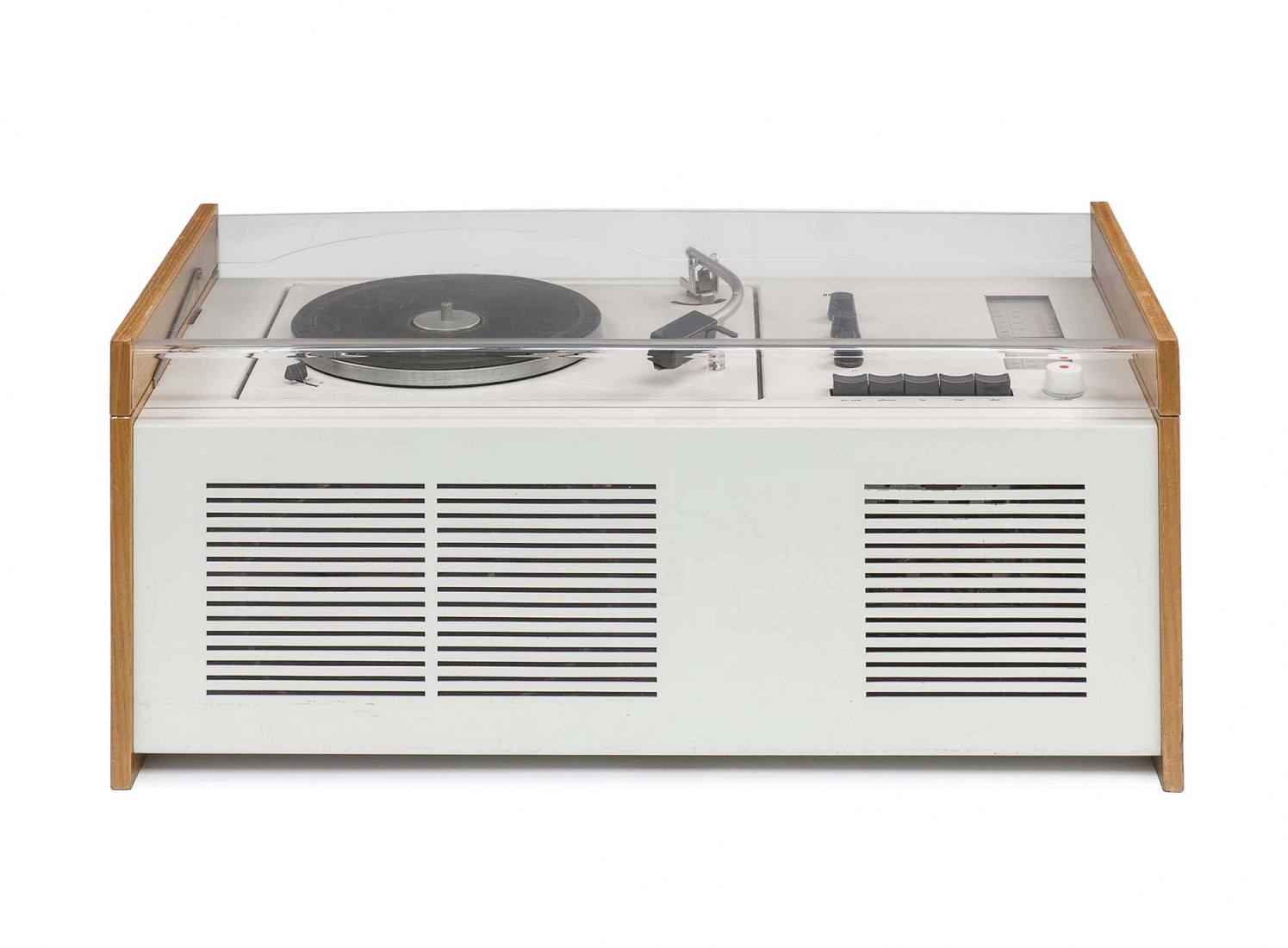Dieter Rams and Hans Gugelot, StereoPhonosuper »SK 6« (called »Schneewittchensarg«), 1956/60, © Vitra Design Museum. Photograph by Andreas Sütterlinf