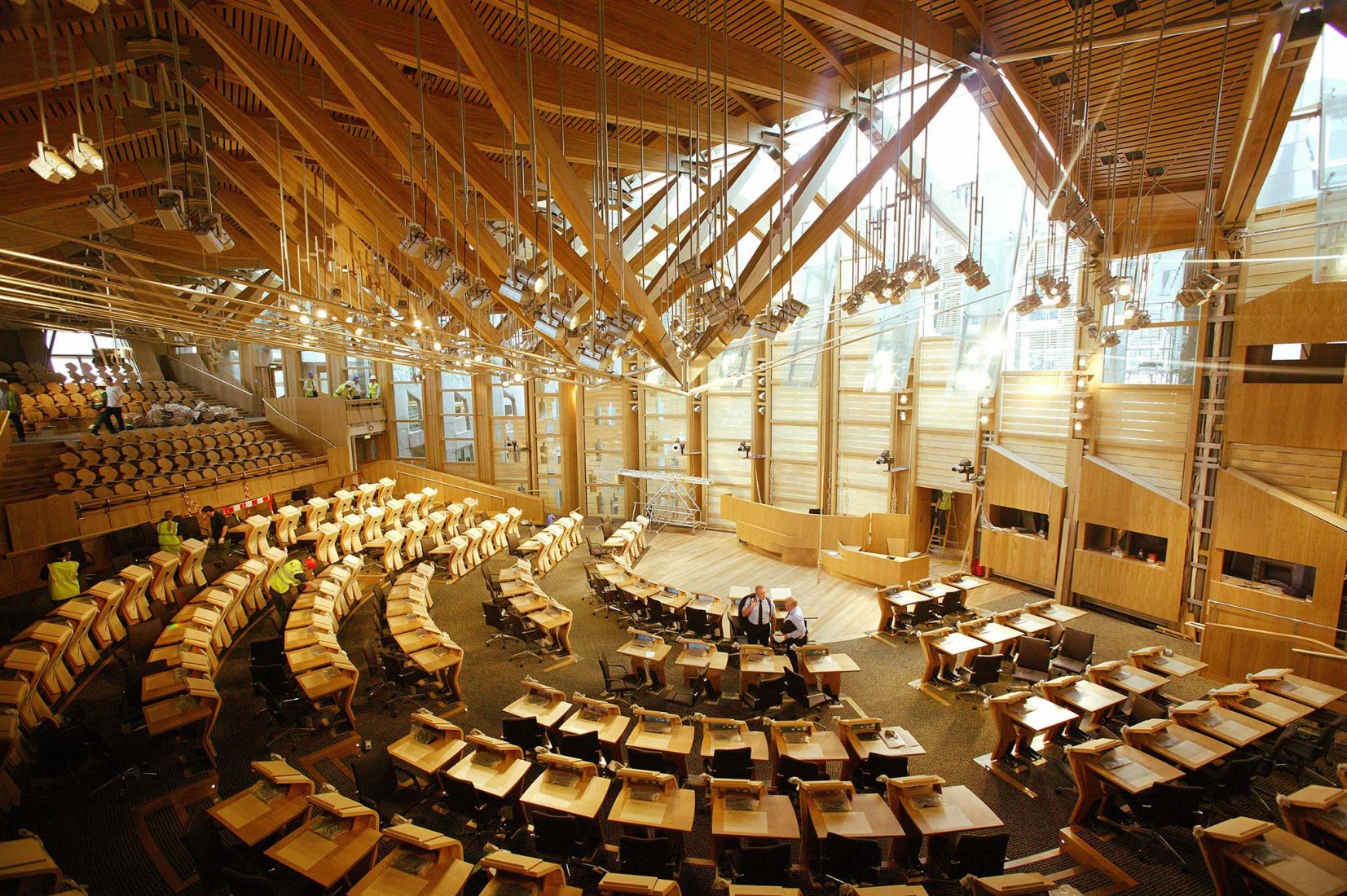New Scottish Parliament Building in Edinburgh by Enric Miralles, Benedetta Tagliabue and RMJM Scotland. Exhibition MIRALLES. "A quarts de quatre...". Photograph by Duccio Malagamba.
