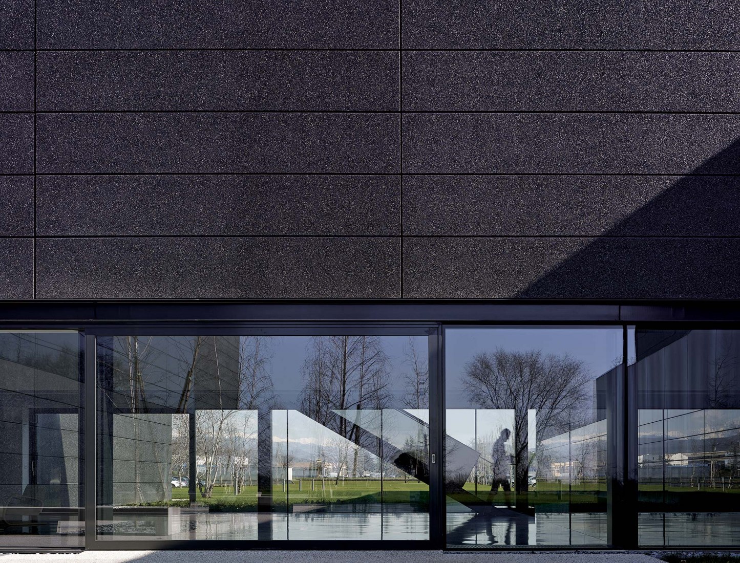 Sede Faber por GEZA - Gri e Zucchi architetti associati. Fotografía © Massimo Crivellari.