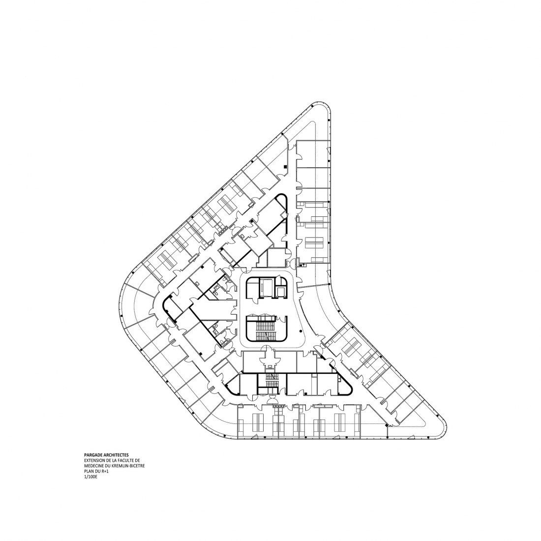 First floor. Extension of the faculty of medicine for the Kremlin-Bicêtre University Hospital by Pargade Architectes.