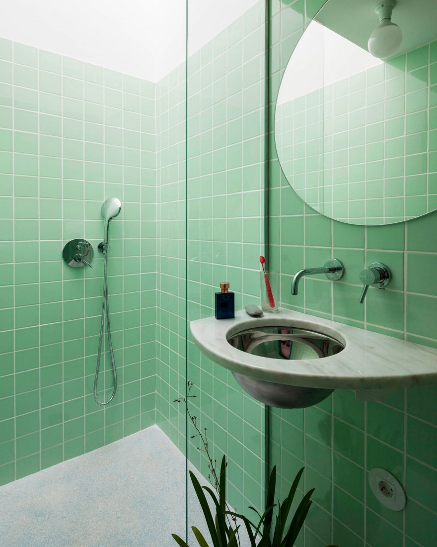 Una pequeña casa en Amarante por Fala Atelier. Fotografía por Ricardo Loureiro