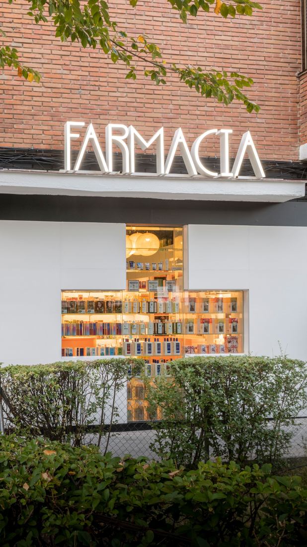 Farmacia Artilleros by Adam Bresnick. Photograph by Amores Pictures.