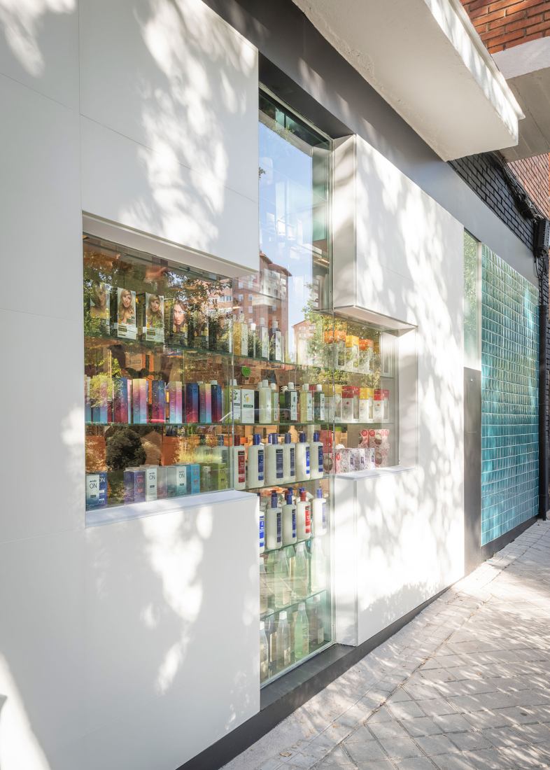 Farmacia Artilleros by Adam Bresnick. Photograph by Amores Pictures.