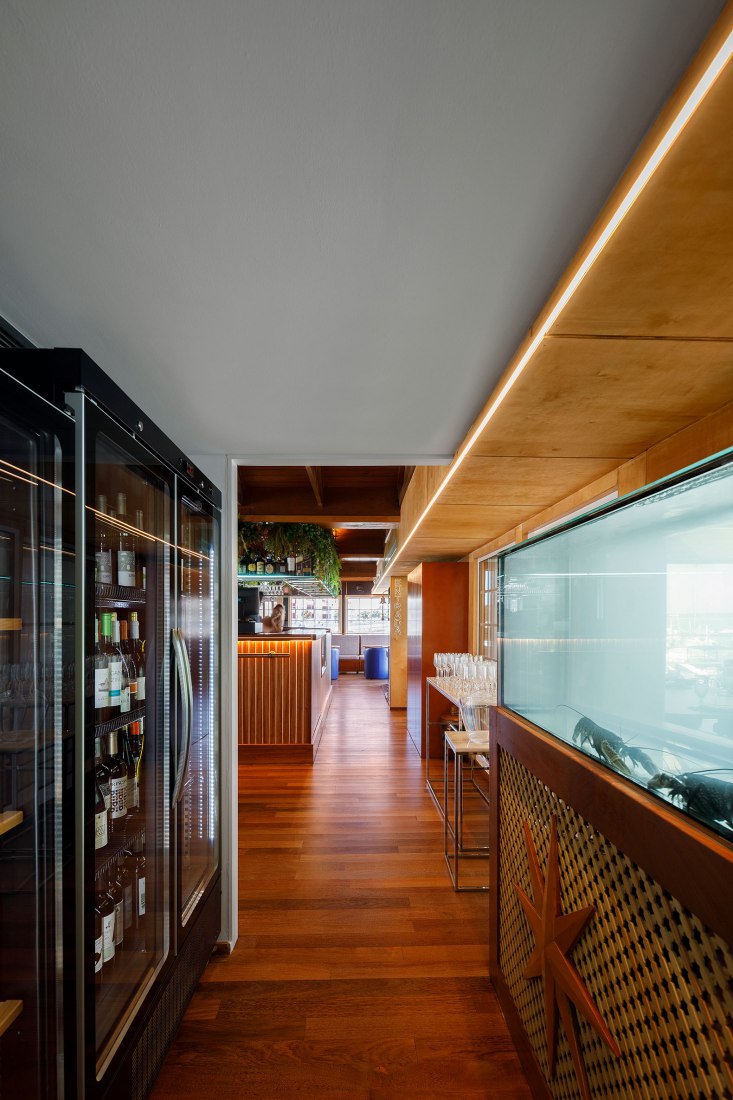 Restaurante Clube de Vela da Costa Nova por Ferreira Arquitectos. Fotografía por Ivo Tavares Studio