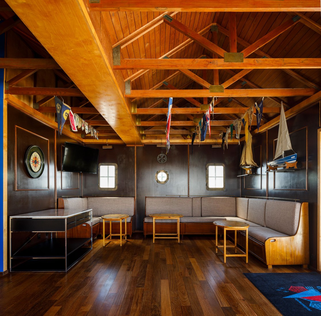 Restaurante Clube de Vela da Costa Nova por Ferreira Arquitectos. Fotografía por Ivo Tavares Studio