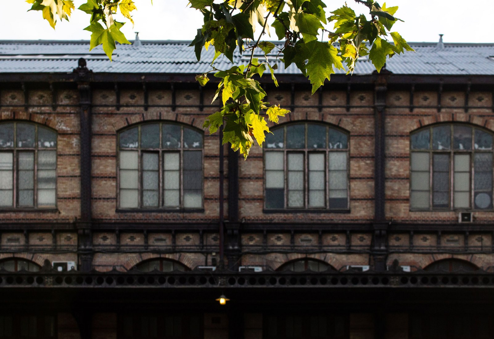 Exterior view. The Railway Museum in Open House Madrid 2018. Photograph by Judit Otero / METALOCUS
