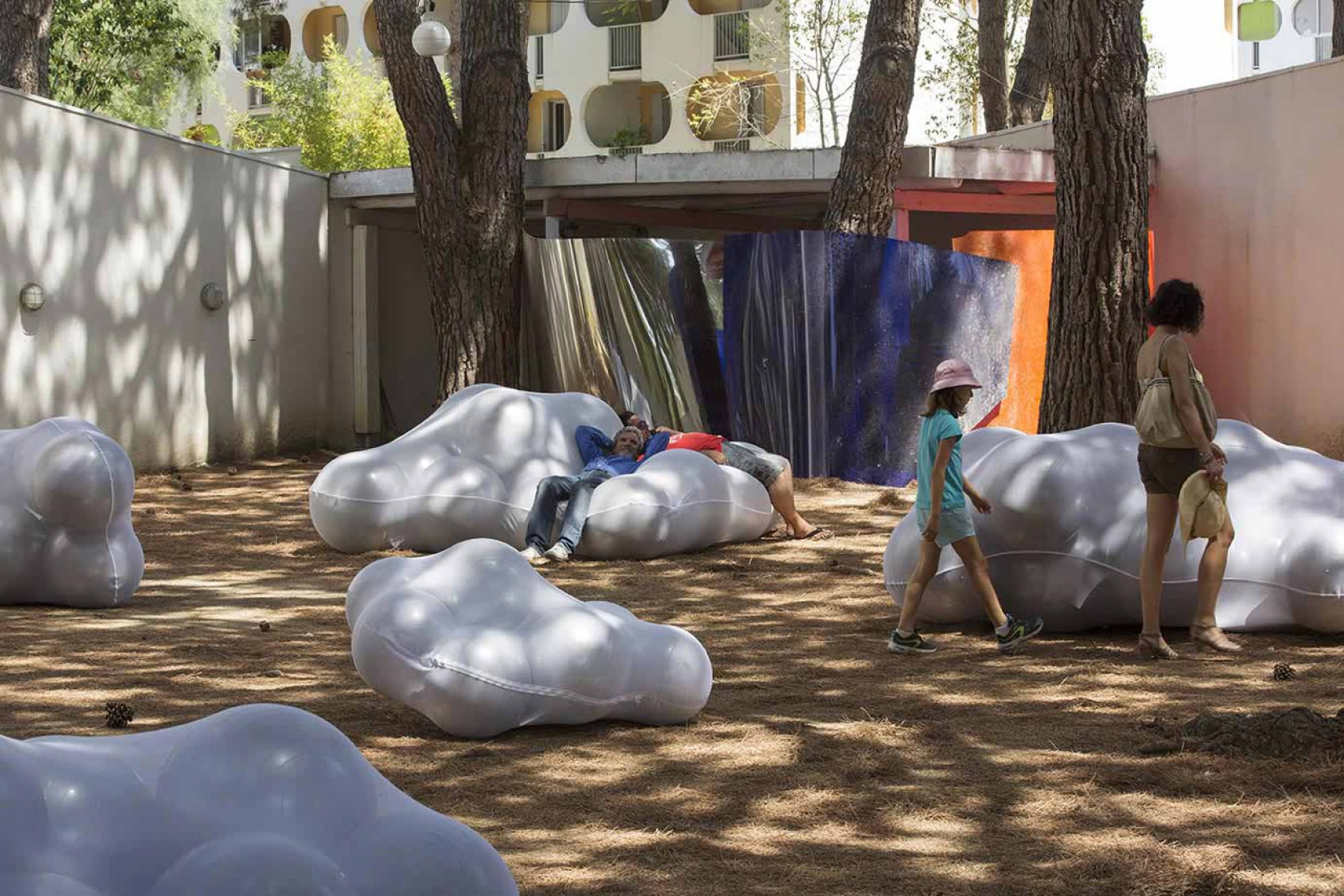 Festival des Architectures Vives 2014 in La Grande Motte. Photography © Paul Kozlowski. 