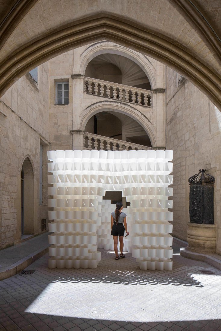 Nube de papel, por Studio 3A. Fotografía © photoarchitecture.comhotograph © photoarchitecture.com