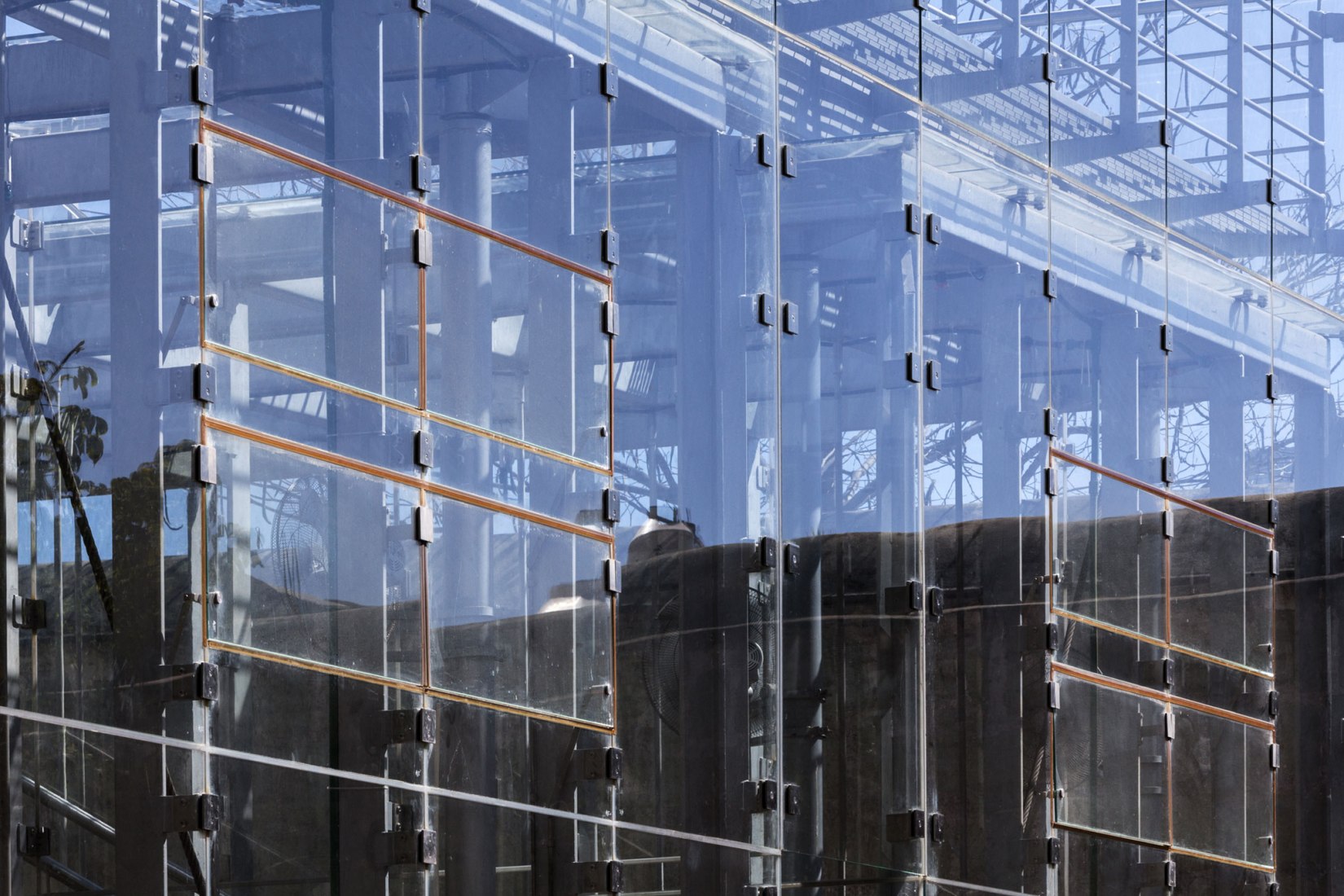 Glass envelope. Orchid Educational Pavilion by FGP Atelier. Photograph by FGP Atelier