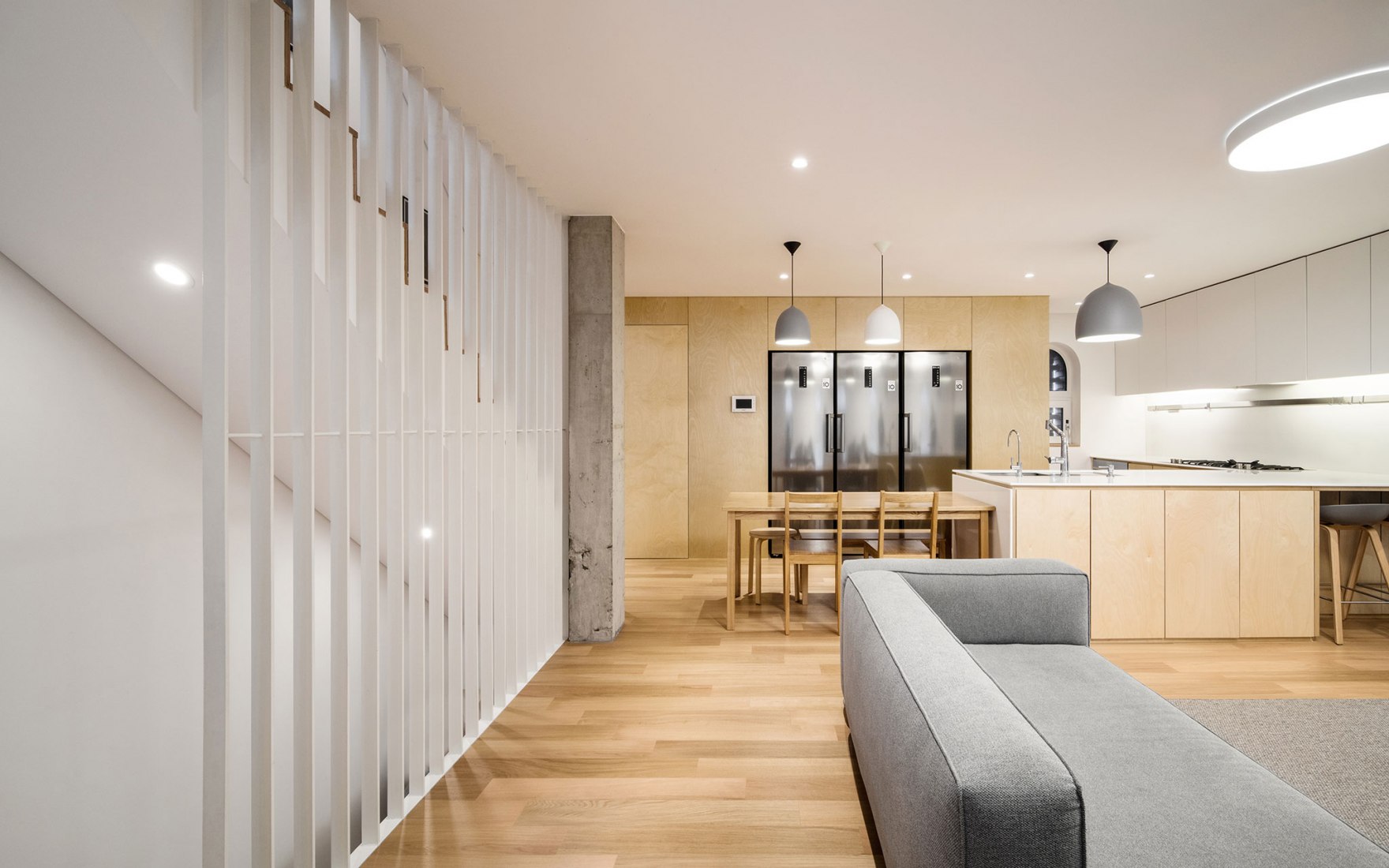 Livingroom, second floor level. Five story house by stpmj. Photograph by Bae Jihun