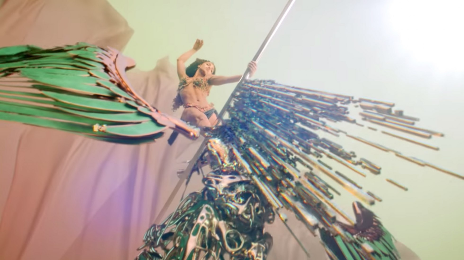 "Cellophane" por FKA twigs.