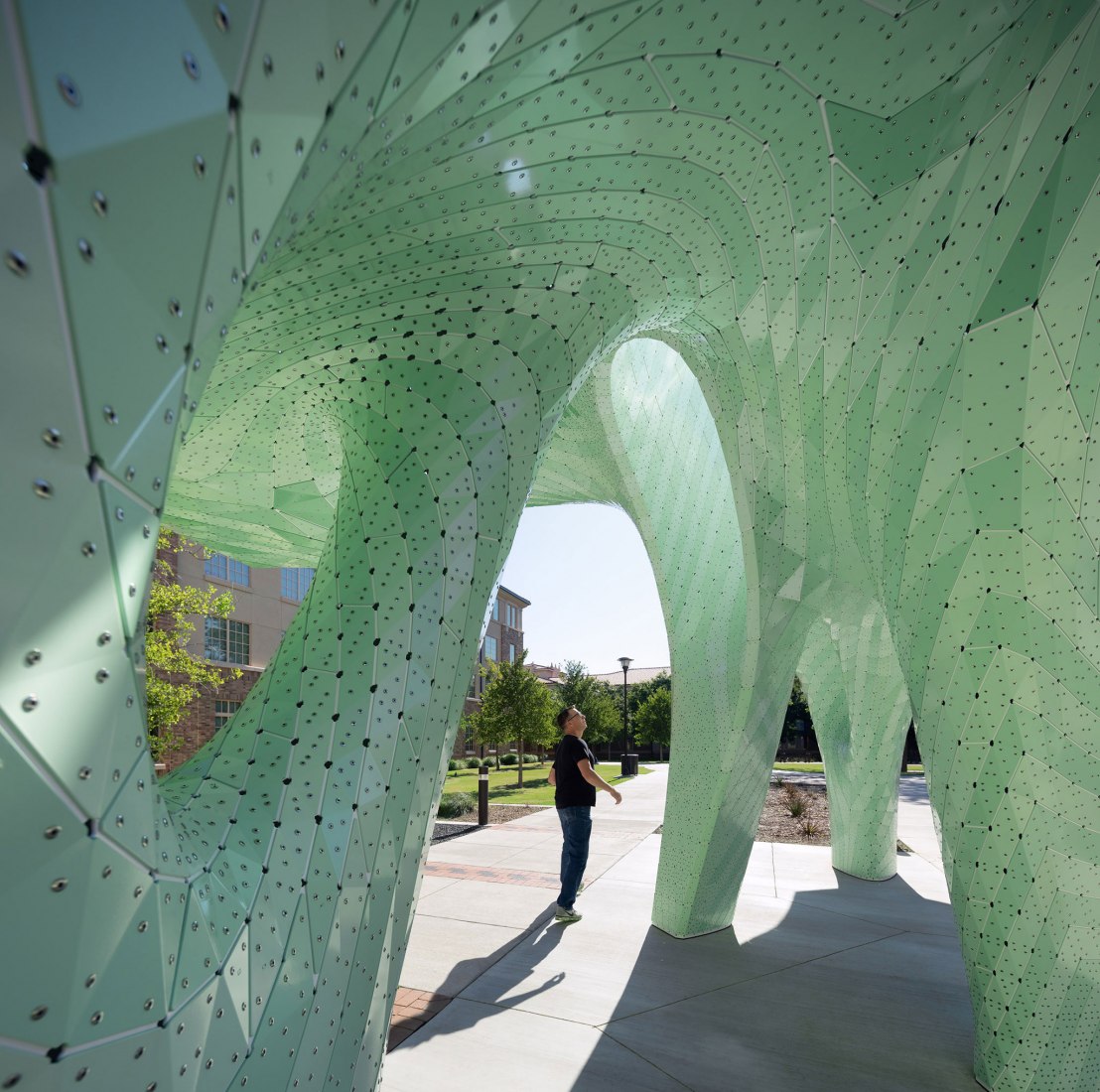Zephyr ​Pavilion by Marc Fornes /​ Theverymany. Photograph by NAARO