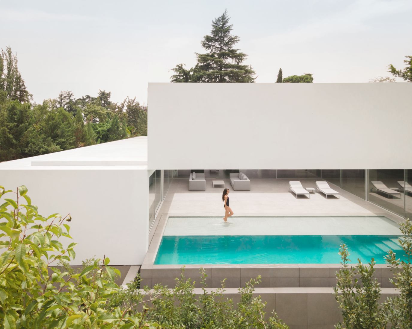 Casa Compluvium por Fran Silvestre Arquitectos. Fotografía por Jesús Orrico.