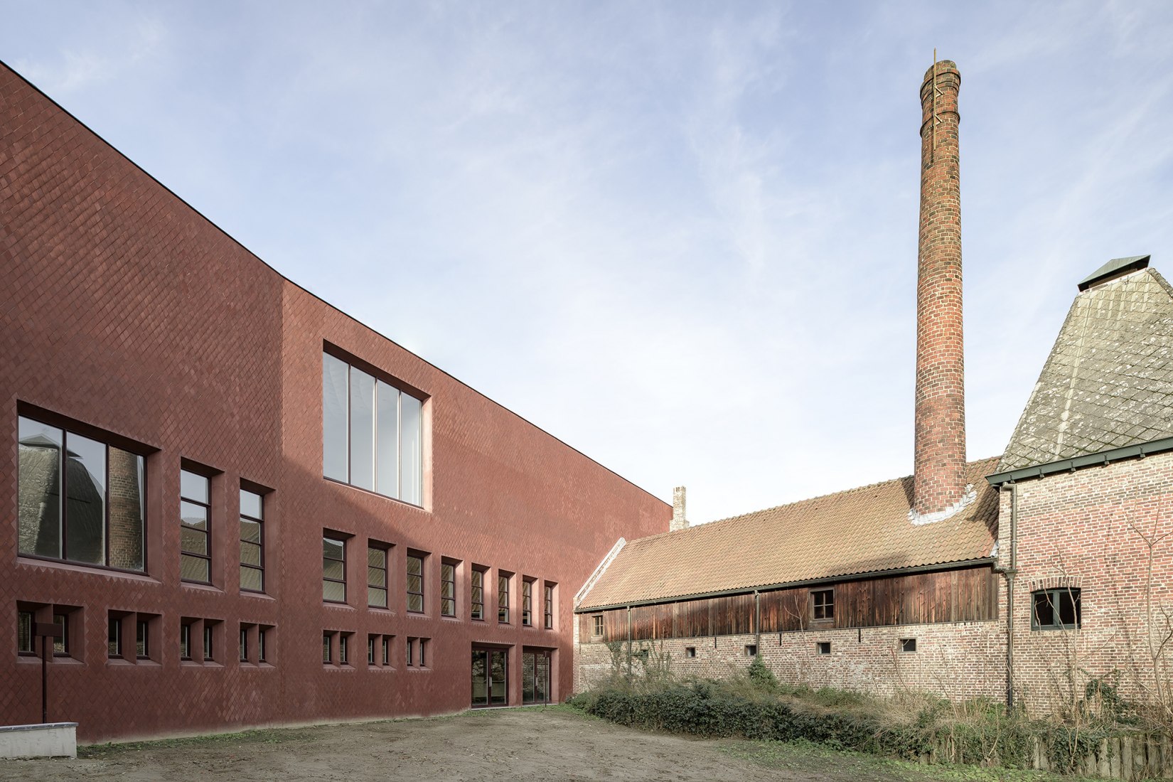 Understanding, believing and dialogue. Z33 House for Contemporary