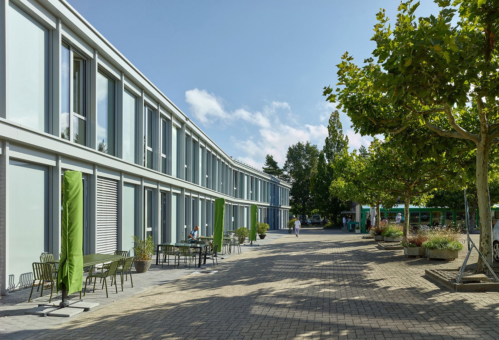 Talleres socioeducativos para personas con discapacidad de la Fundación l'Espérance por FWG Architects. Fotografía por Thomas Jantscher.