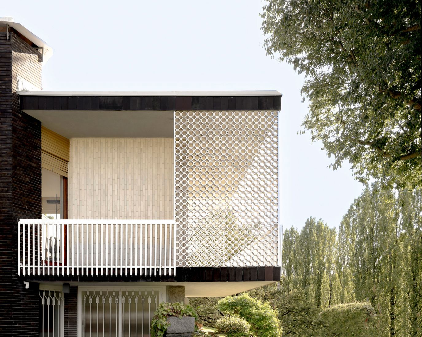 Villa Rossi por G Studio. Fotografía por Fabio Oggero.