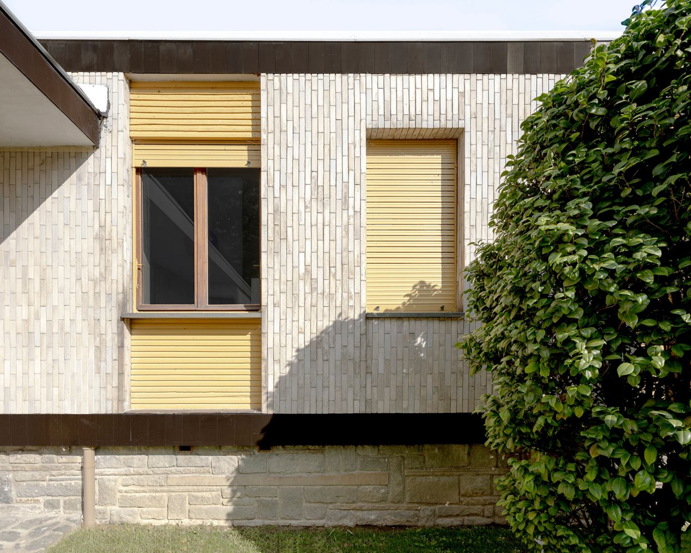 Villa Rossi por G Studio. Fotografía por Fabio Oggero.