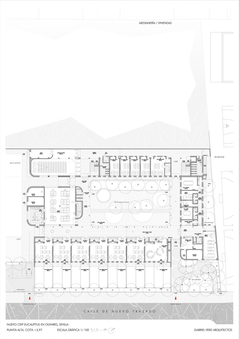 Plano de planta baja. Colegio Eucaliptus de Infantil y Primaria por Gabriel Verd Arquitectos.