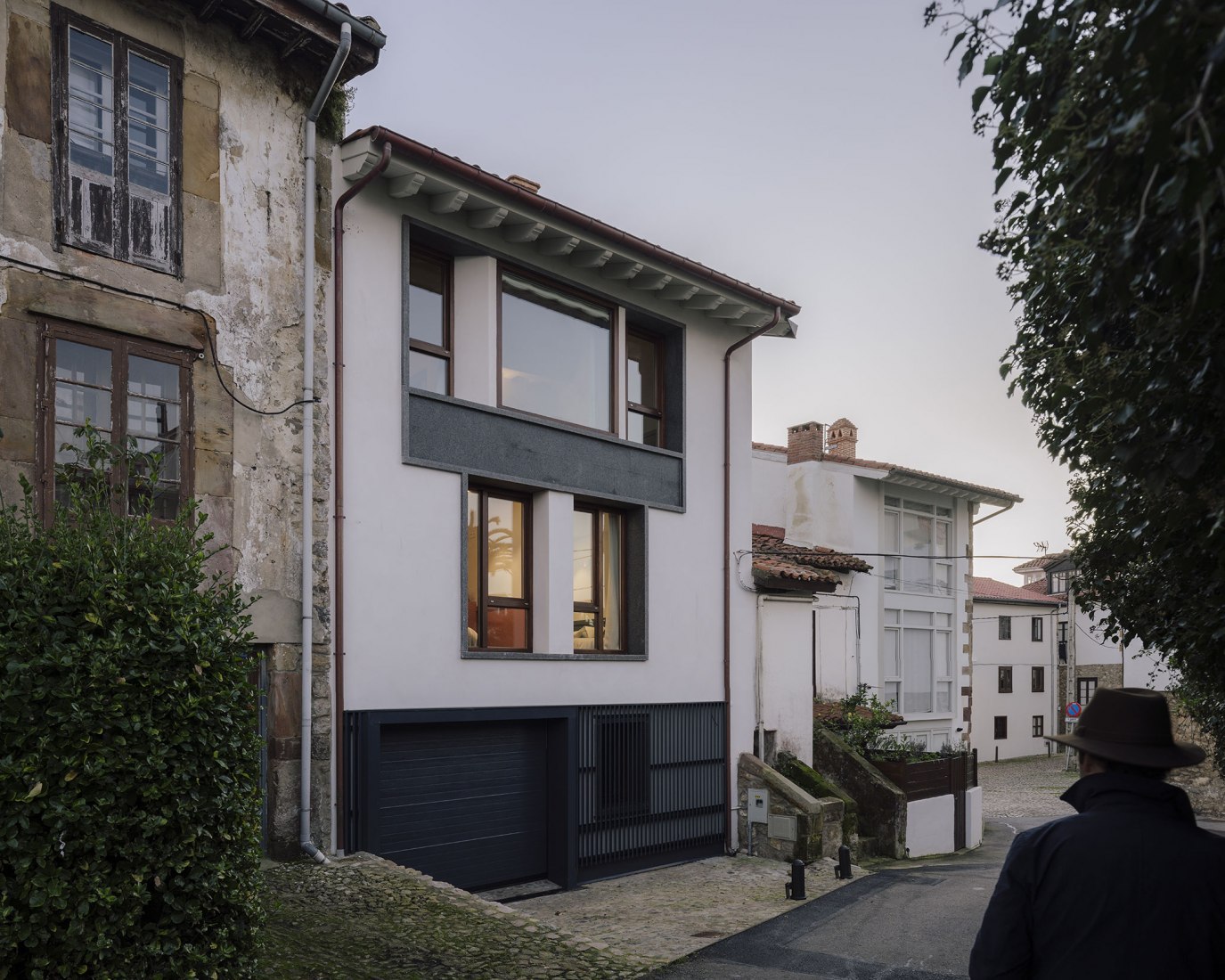 Comillas House by GarciaGerman Arquitectos. Photograph by Imagen Subliminal