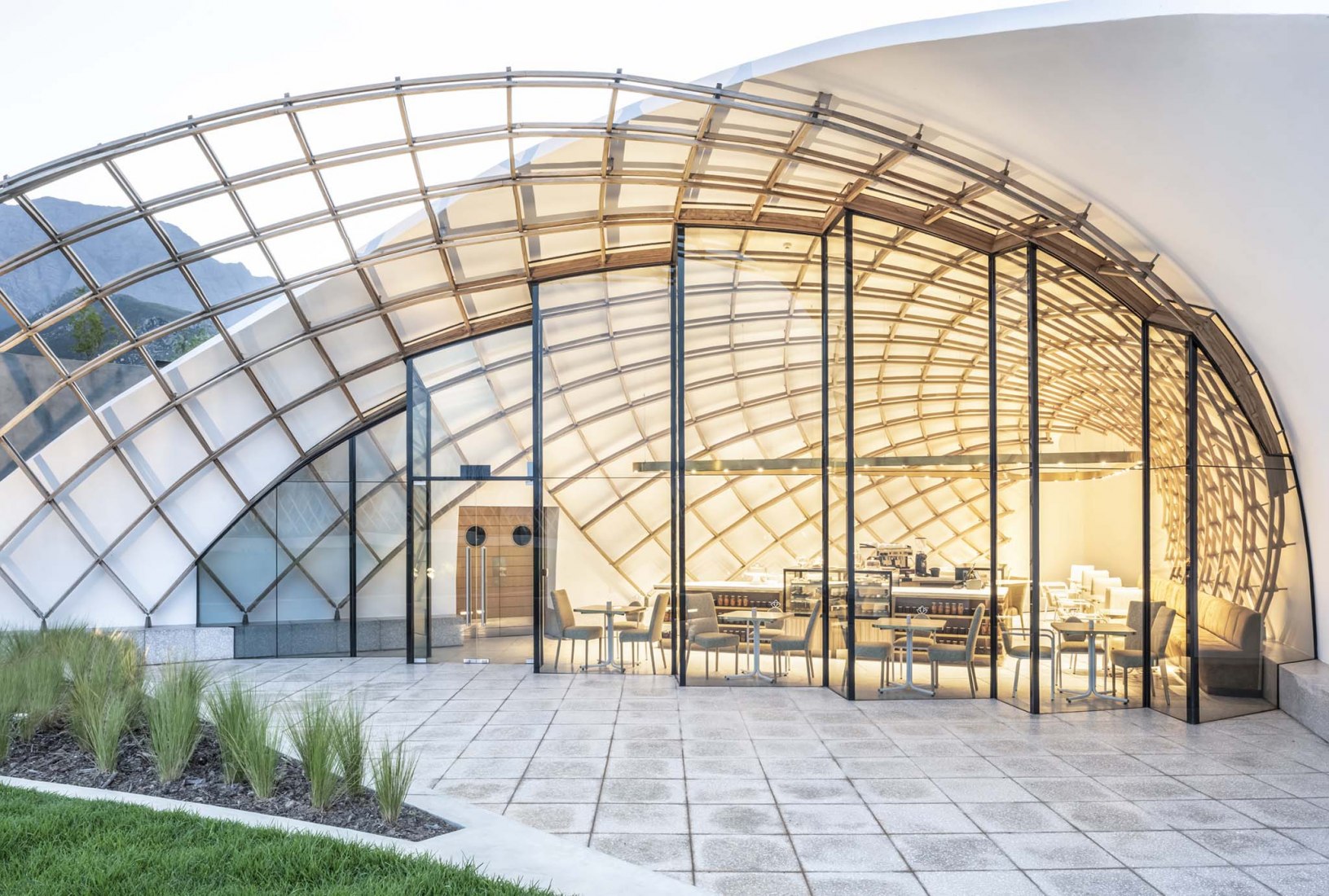 Garden Cafe by Steyn Studio, Meyer & Associates and Square One Landscape Architects. Photograph by Dave Southwood