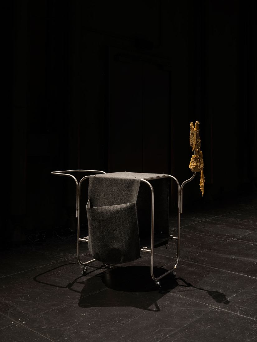 “Ruines” by Giona Bierens De Haan. Photograph by Dylan Perrenoud.