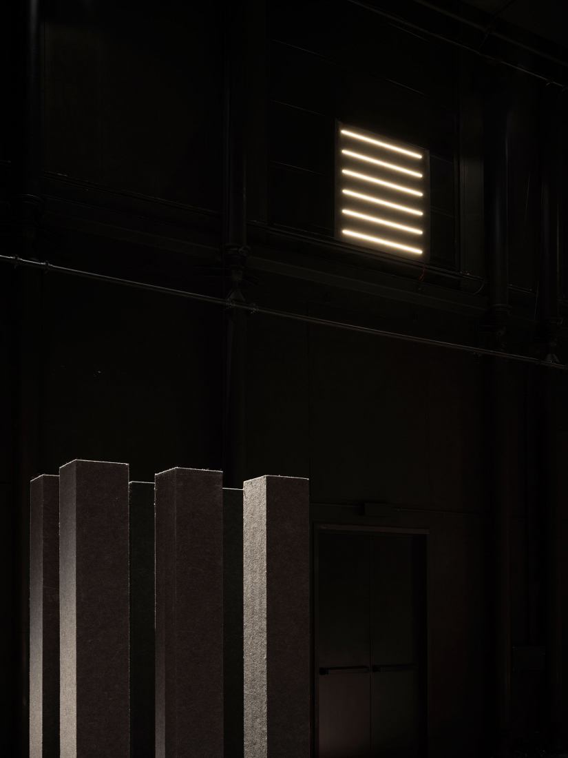 “Ruines” by Giona Bierens De Haan. Photograph by Dylan Perrenoud.