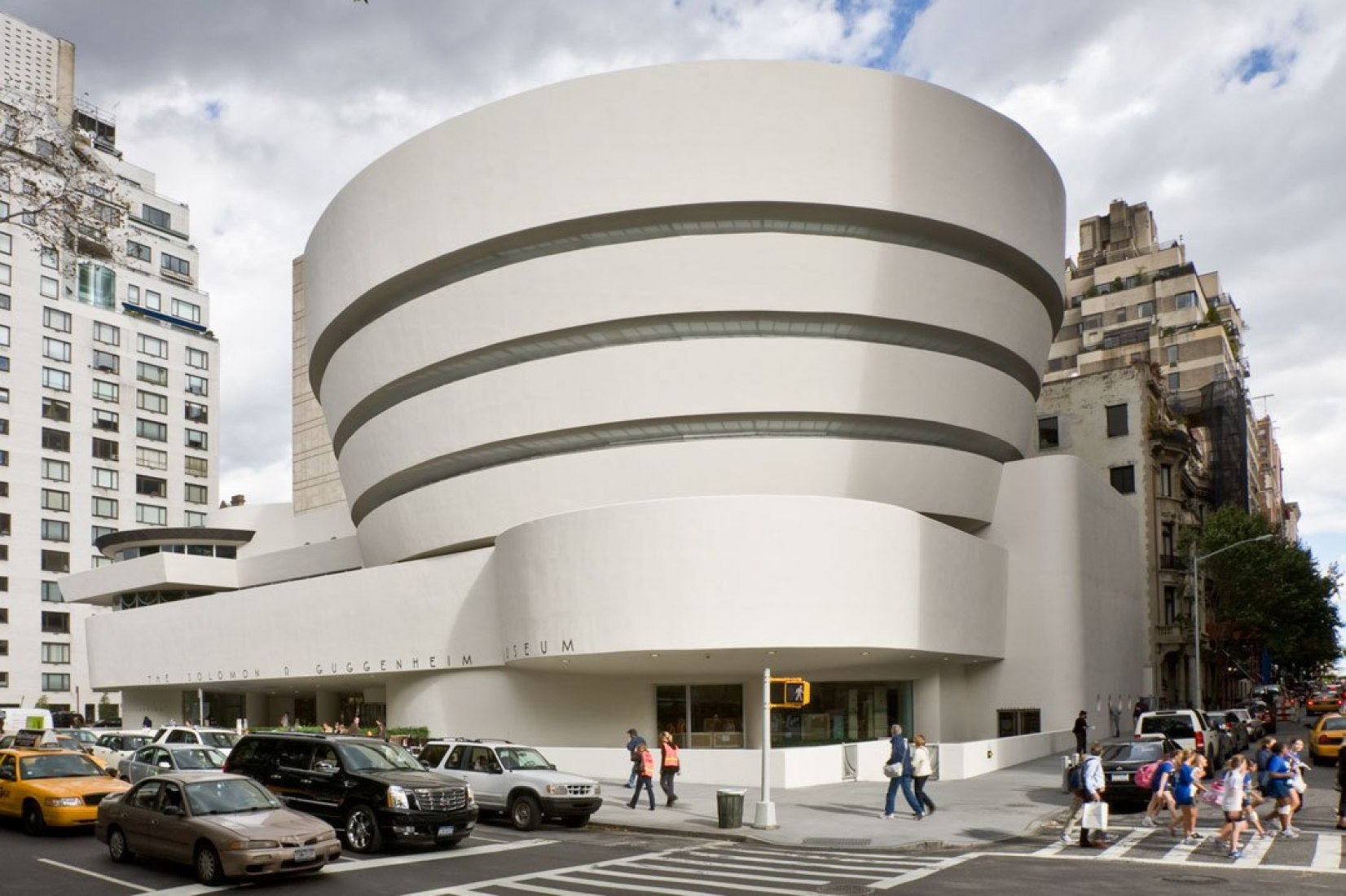 The Solomon R. Guggenheim's restored facade was revealed in fall 2008. Photography © David Heald. (Courtesy the Guggenheim Foundation)
